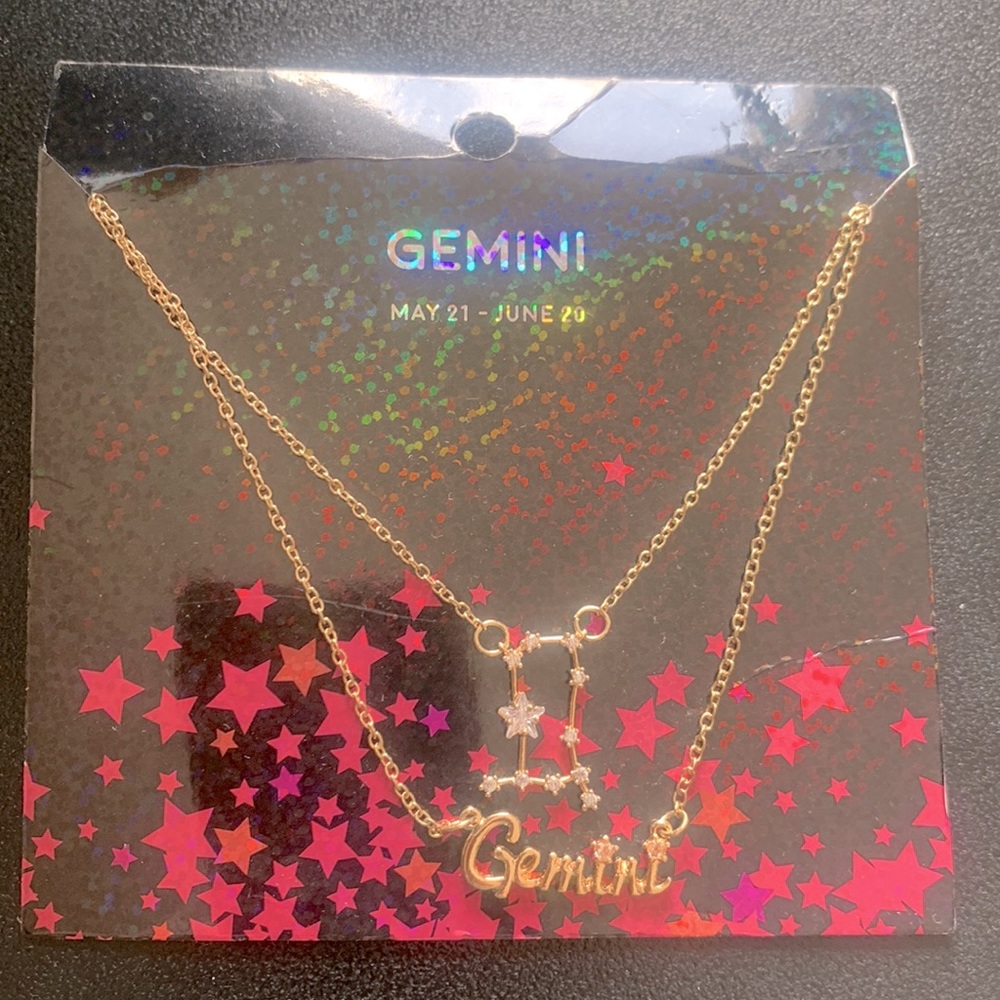 Gemini Necklace, very cute🌠✨New.